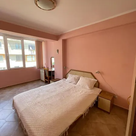Comfortable In Szveti Vlasz